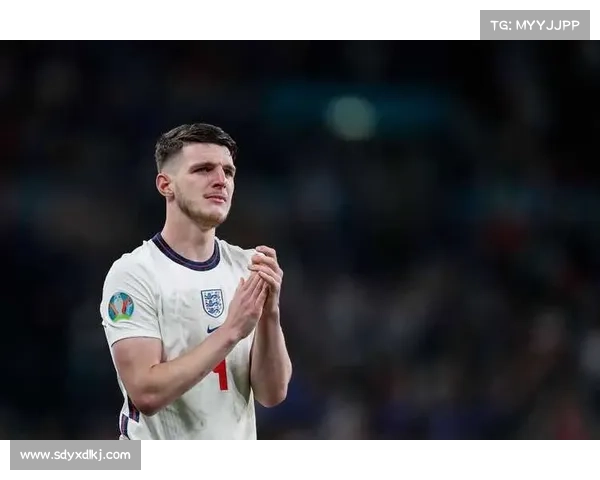 凯恩:从青年才俊到英格兰队锋线主力的成长与荣耀之路 凯恩:从青年才俊到英格兰队锋线主力的成长与荣耀之路